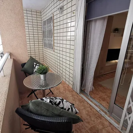 Sunshine Apartment *